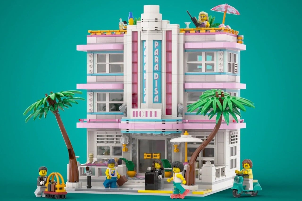 LEGO Ideas Art Deco Hotel photo